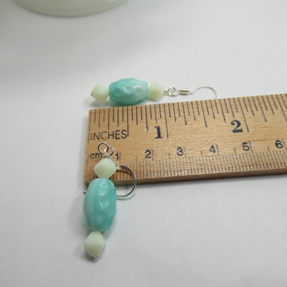 Uranium glass bead earrings - Picture 8 of 11